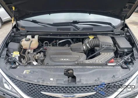 2018 Chrysler Pacifica Touring L from USA, damaged, VIN 2C4RC1BG8JR314923